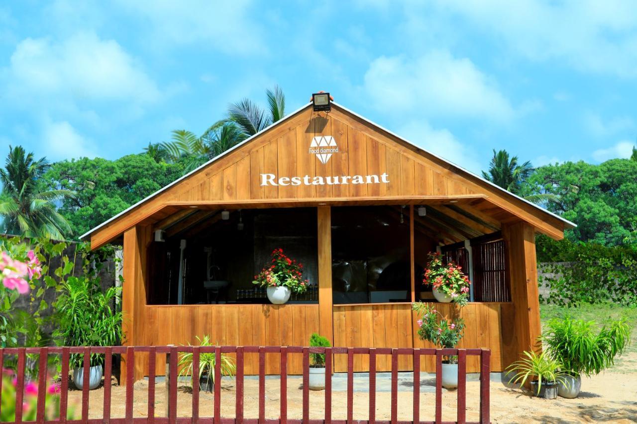 Blue Diamond 3* Trincomalee