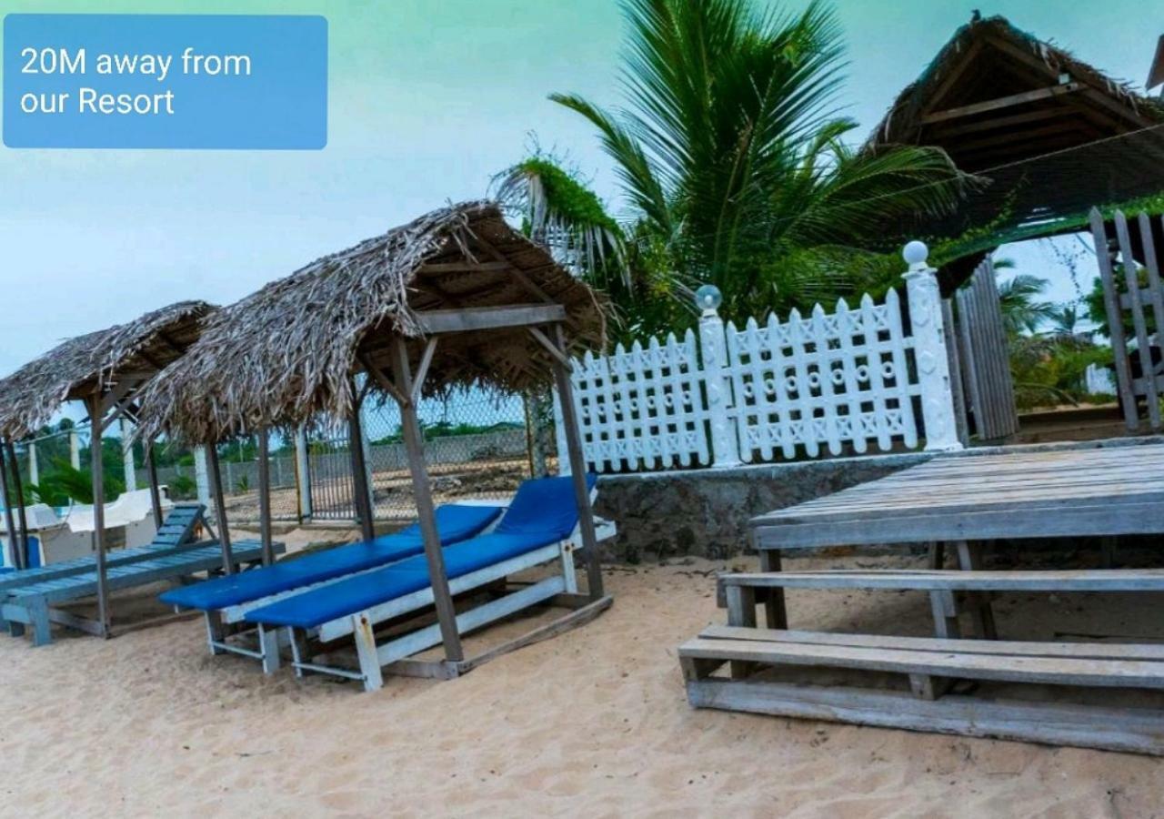 Blue Diamond 3* Trincomalee